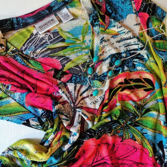 Tops - Colorful Island Stretch Top